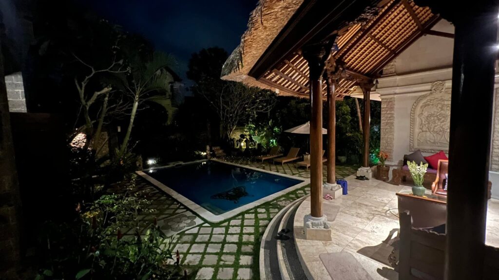 Indonezja — Lovina i wodospady po drodze do Ubud.